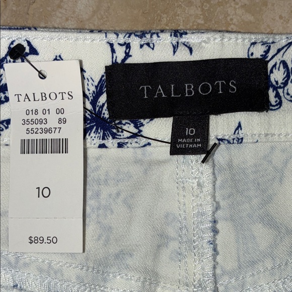 TALBOTS denim skirt, white with pretty Blue floral pattern with birds. 10 NWT - Picture 11 of 17